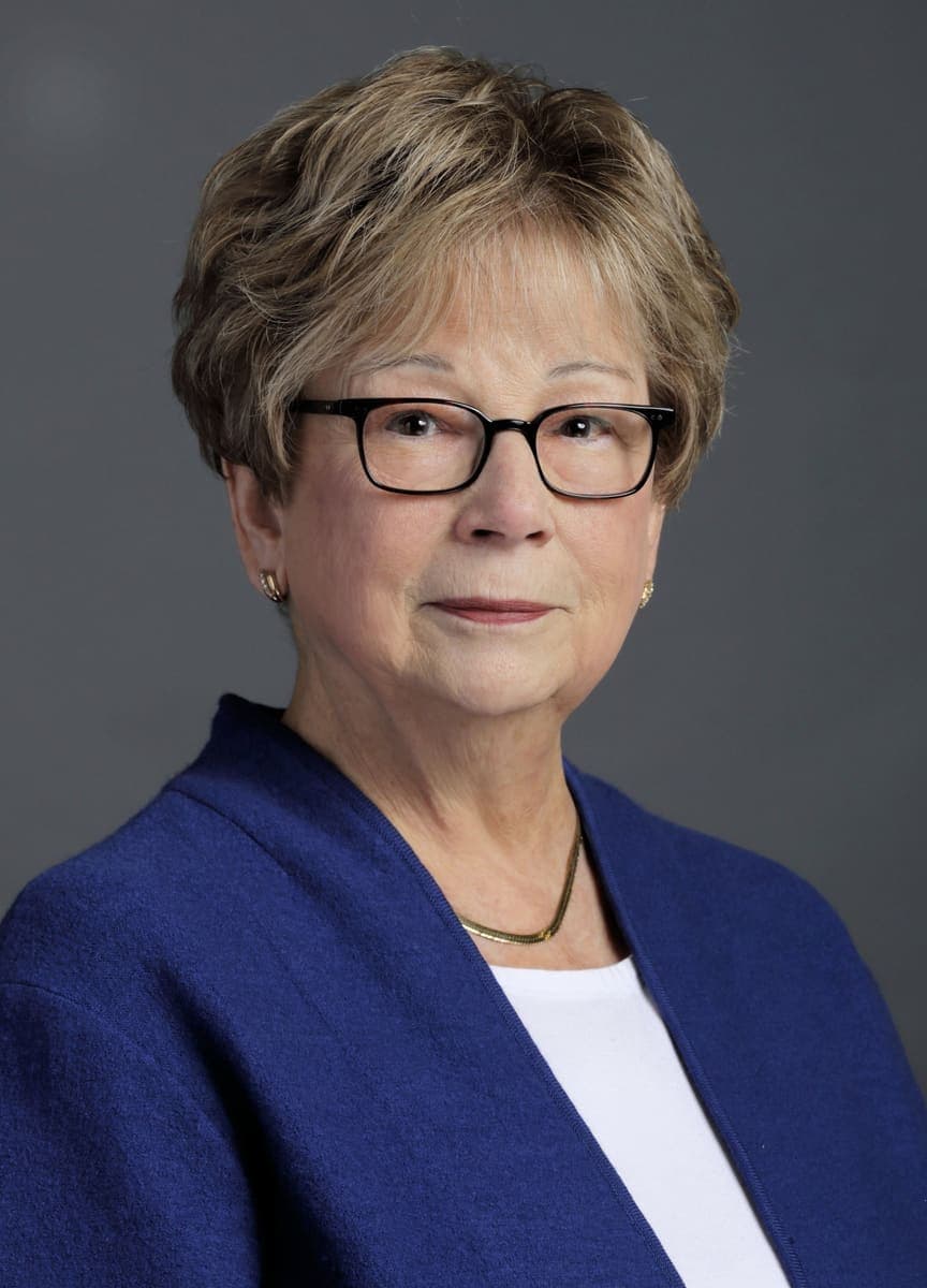 Barbara Dzur, Greater Medina Chamber of Commerce Hall of Fame inductee